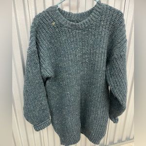 100% wool long sweater size large